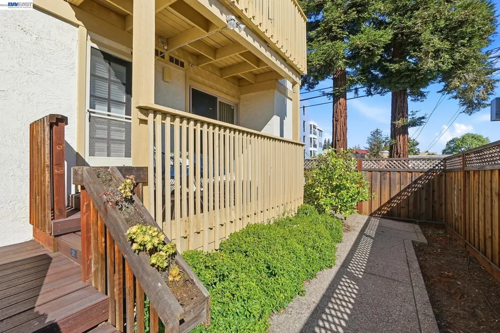 1945 Trinity Avenue Walnut Creek CA 94596