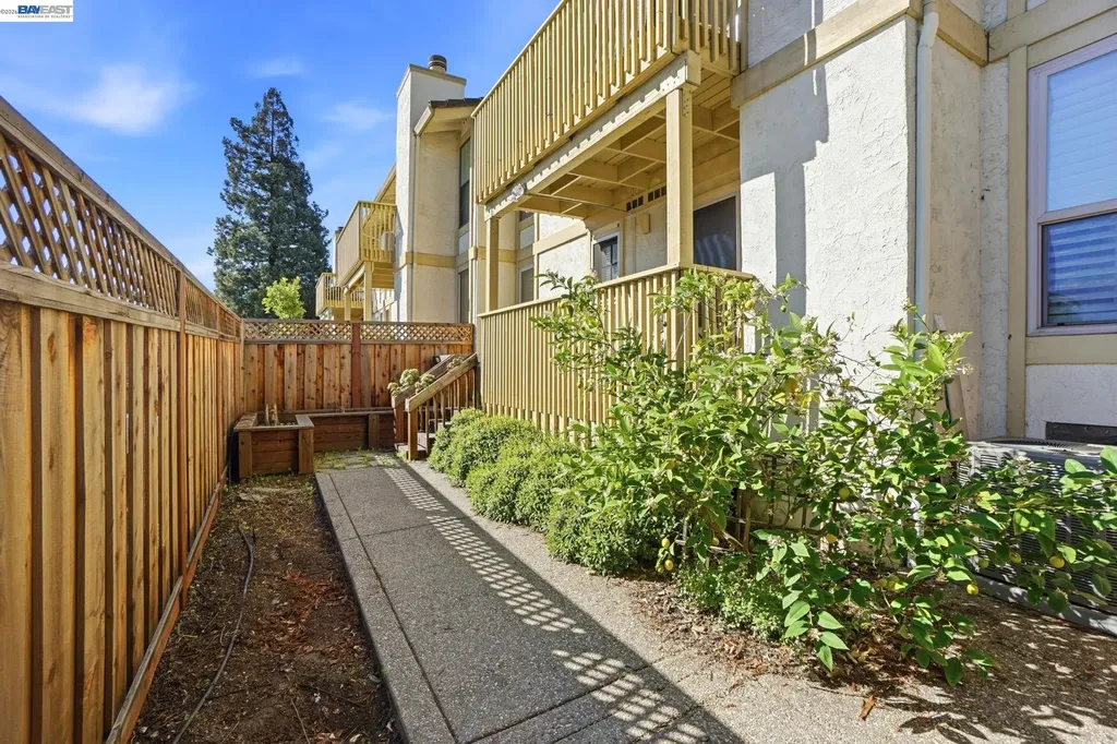 1945 Trinity Avenue Walnut Creek CA 94596