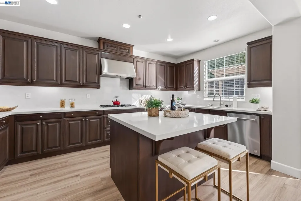 4915 Shelton Street Dublin CA 94568