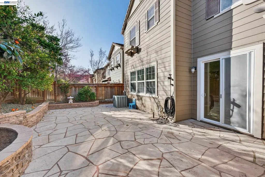 4915 Shelton Street Dublin CA 94568