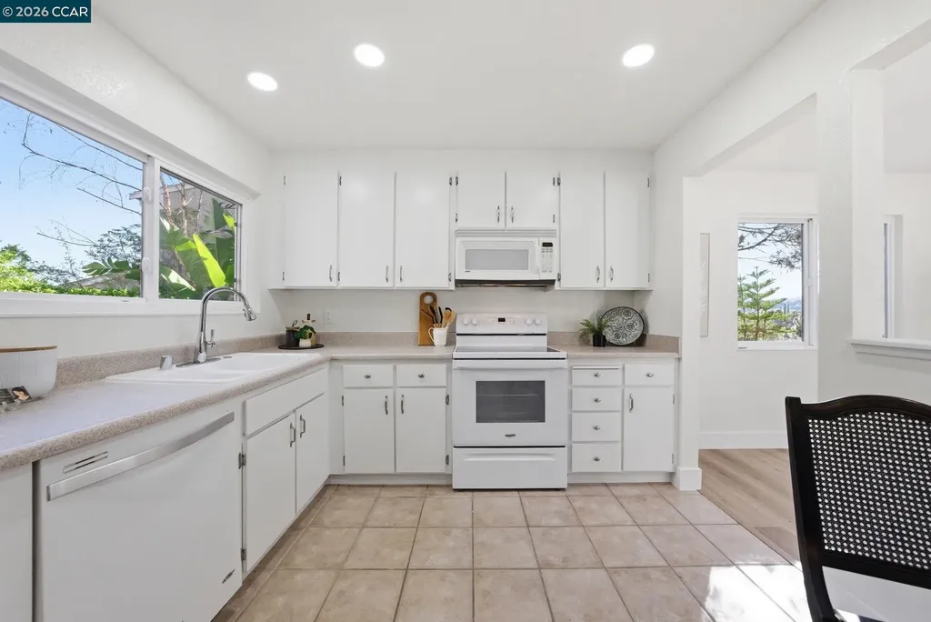 4852 Starflower Drive Martinez CA 94553