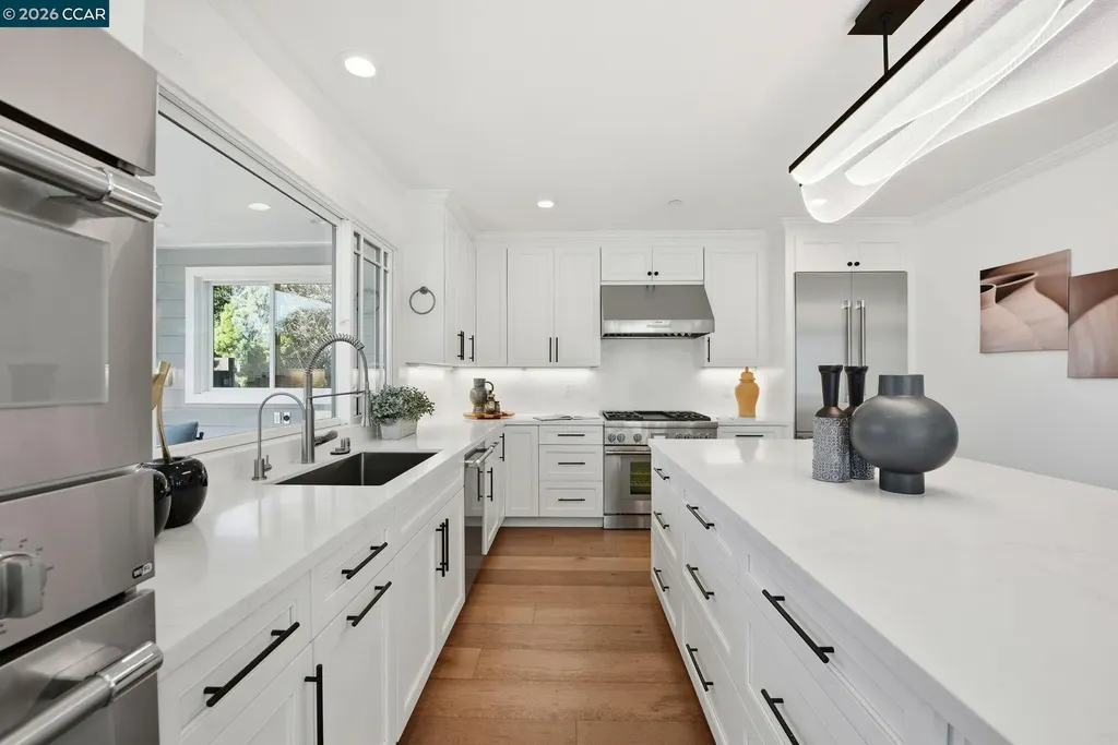 1036 Ramona Avenue Albany CA 94706