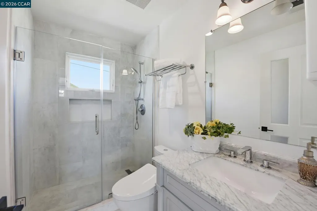 1036 Ramona Avenue Albany CA 94706
