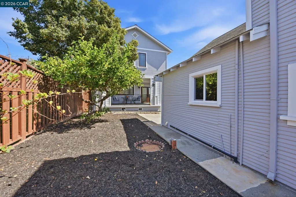 1036 Ramona Avenue Albany CA 94706
