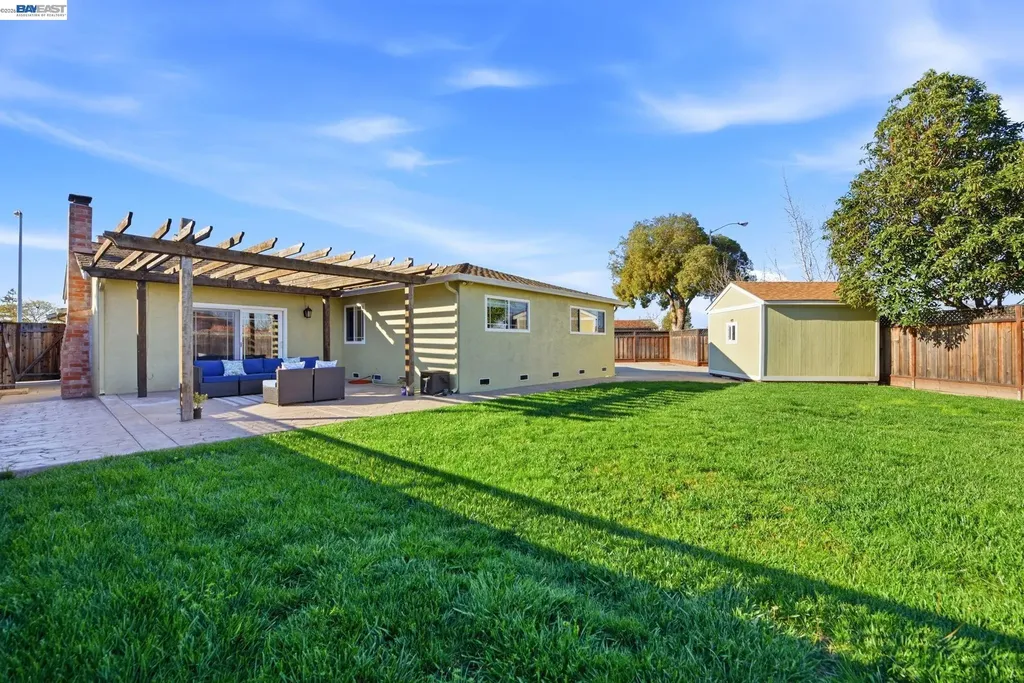 32301 Ruth Court Union City CA 94587
