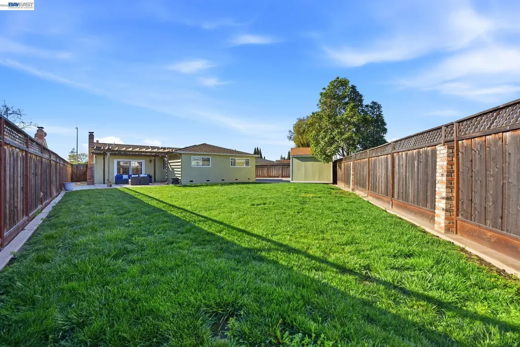32301 Ruth Court Union City CA 94587