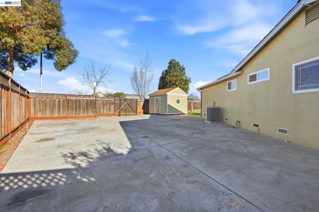 32301 Ruth Court Union City CA 94587