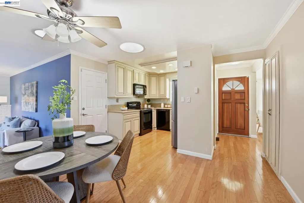 32301 Ruth Court Union City CA 94587