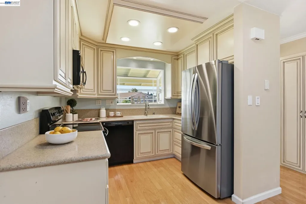 32301 Ruth Court Union City CA 94587