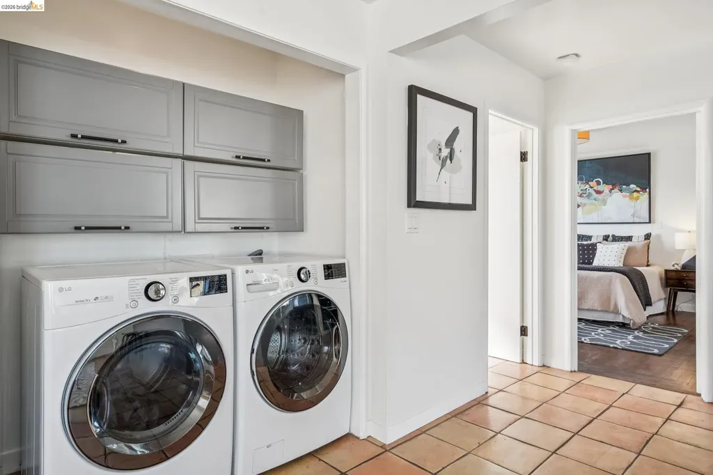 1550 Havenscourt Boulevard Oakland CA 94621