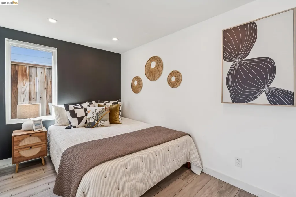 1550 Havenscourt Boulevard Oakland CA 94621