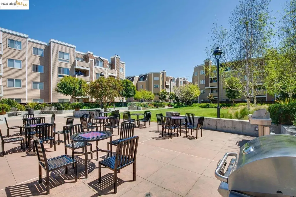 6400 Christie Avenue Emeryville CA 94608