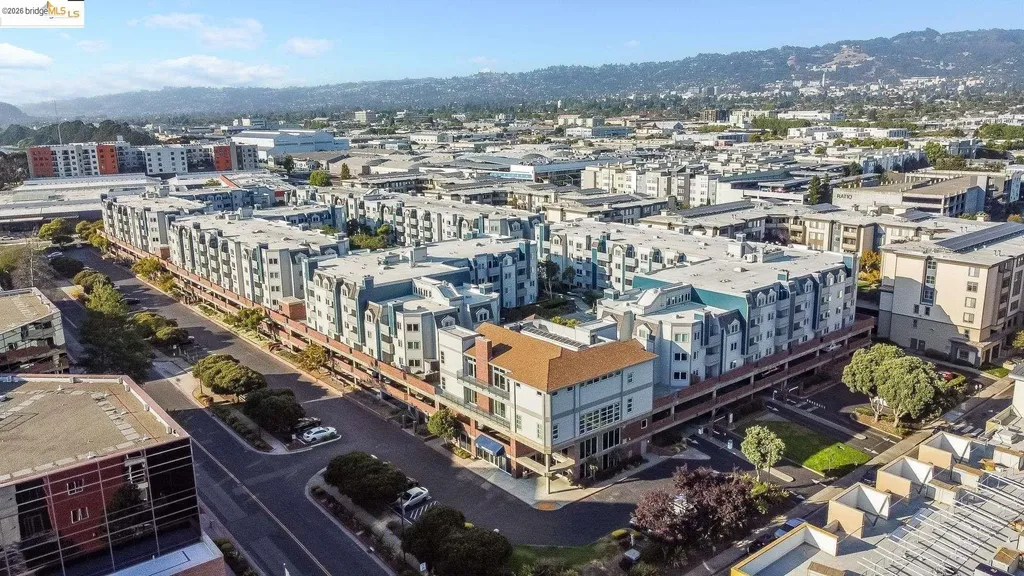 6400 Christie Avenue Emeryville CA 94608