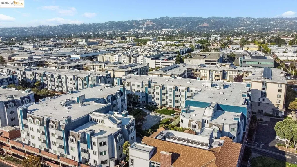 6400 Christie Avenue Emeryville CA 94608
