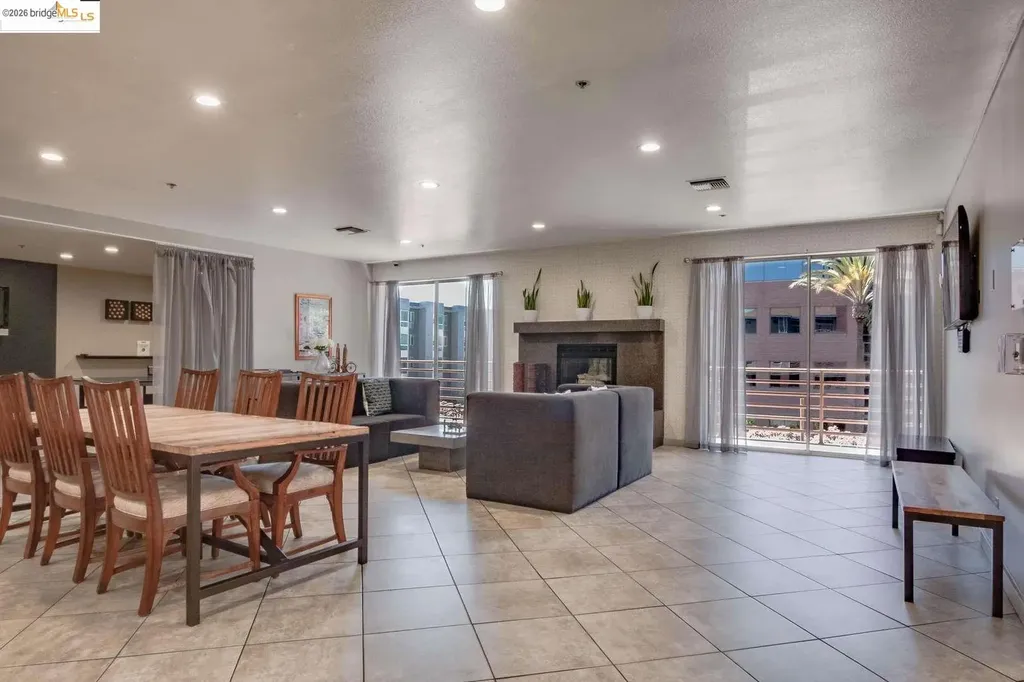 6400 Christie Avenue Emeryville CA 94608