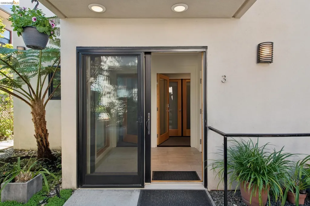 1260 63rd Street Emeryville CA 94608