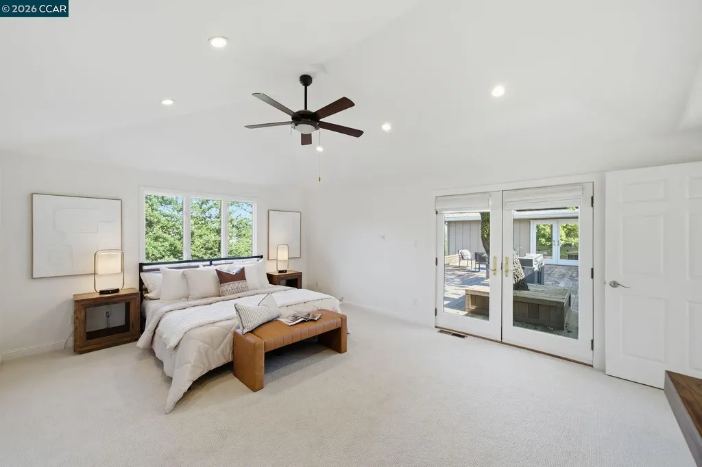102 Hillcrest Drive Orinda CA 94563