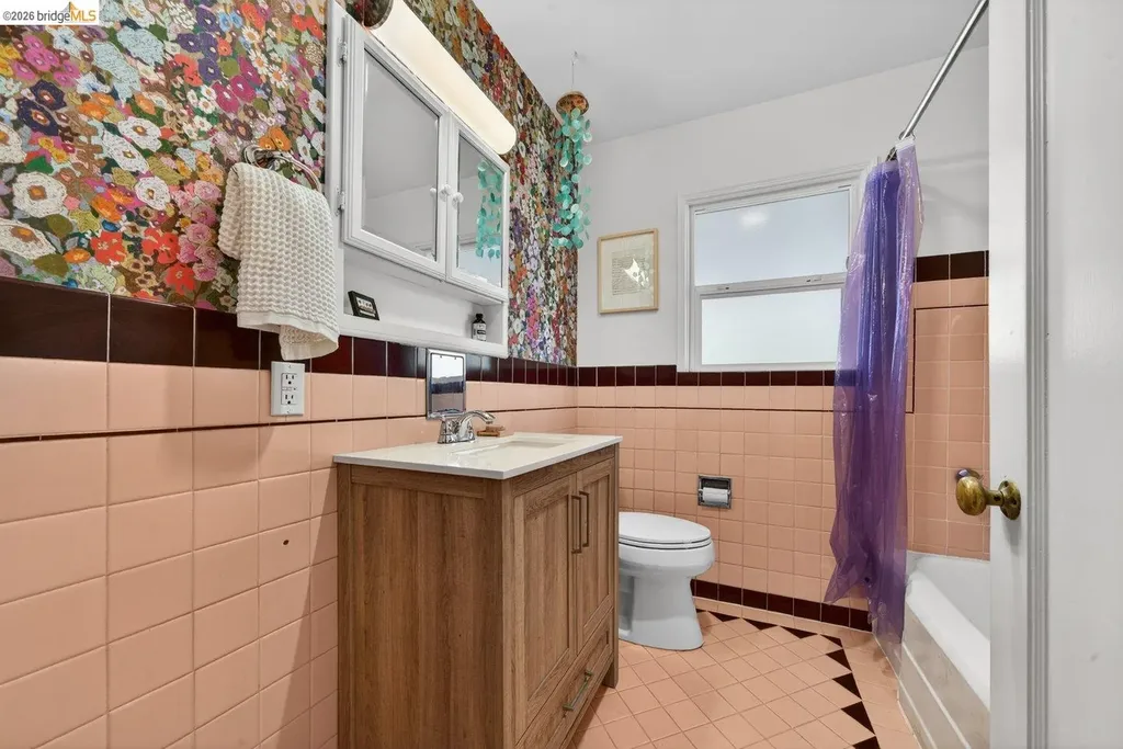 3734 Mcclelland Street Oakland CA 94619