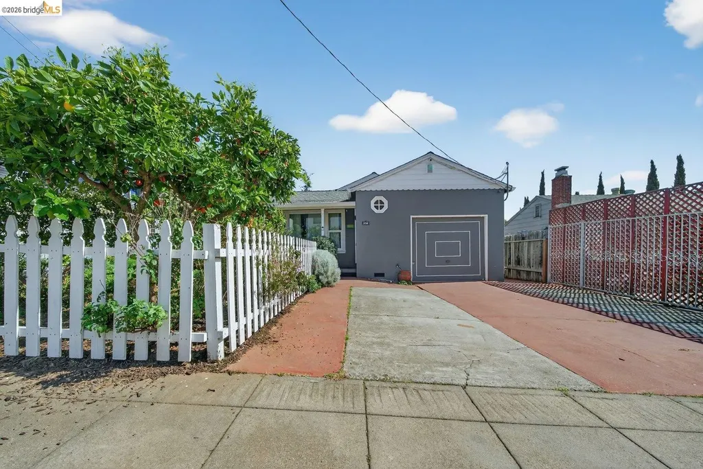 3734 Mcclelland Street Oakland CA 94619