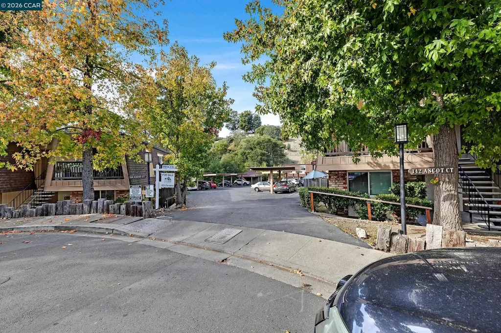 146 Ascot Court Moraga CA 94556