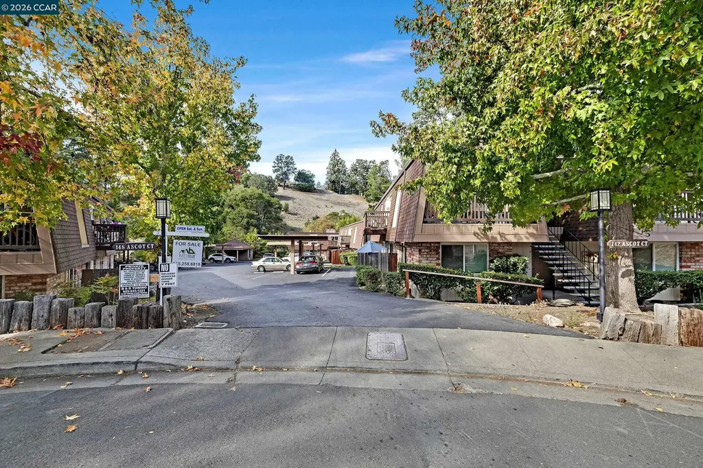 146 Ascot Court Moraga CA 94556