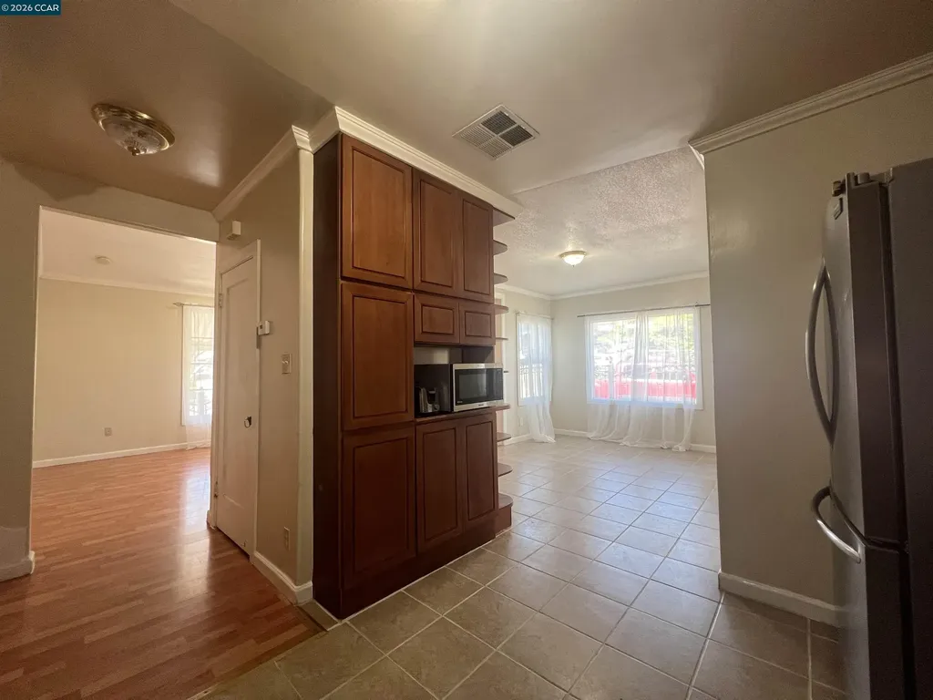 1954 48th Avenue Oakland CA 94601