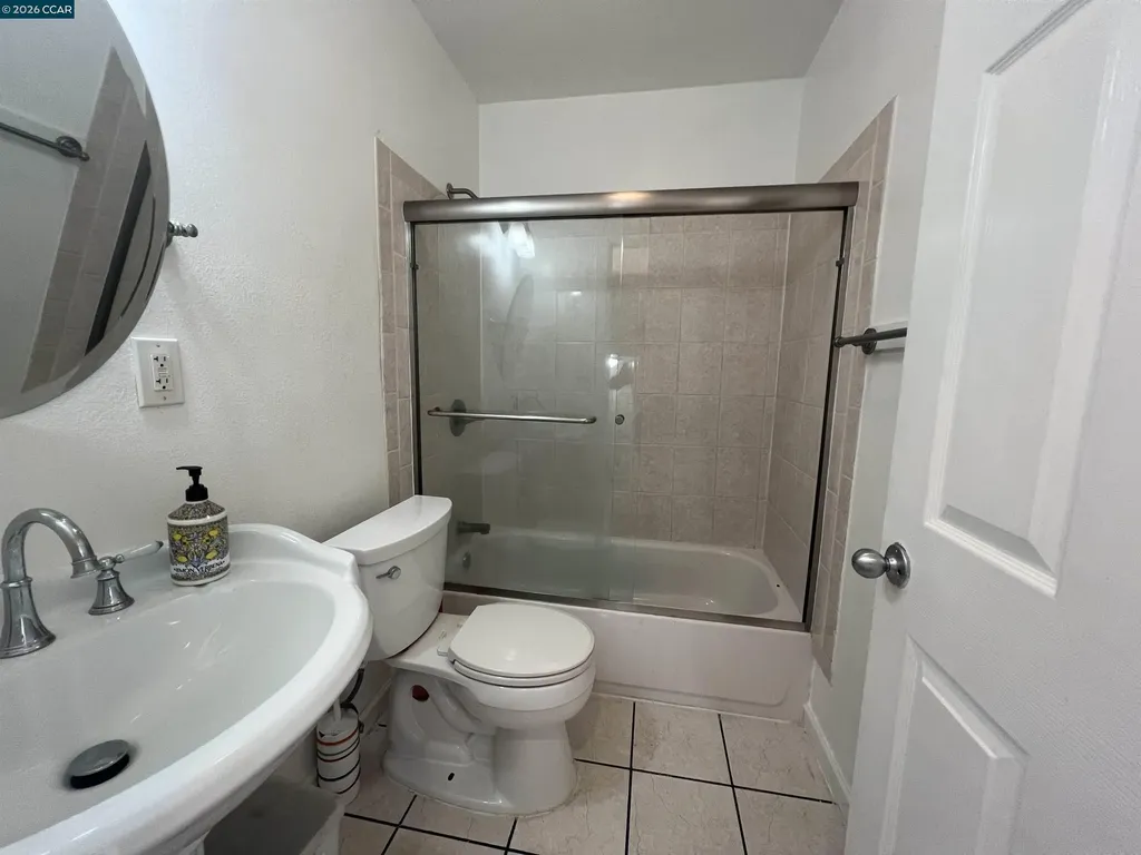 1954 48th Avenue Oakland CA 94601