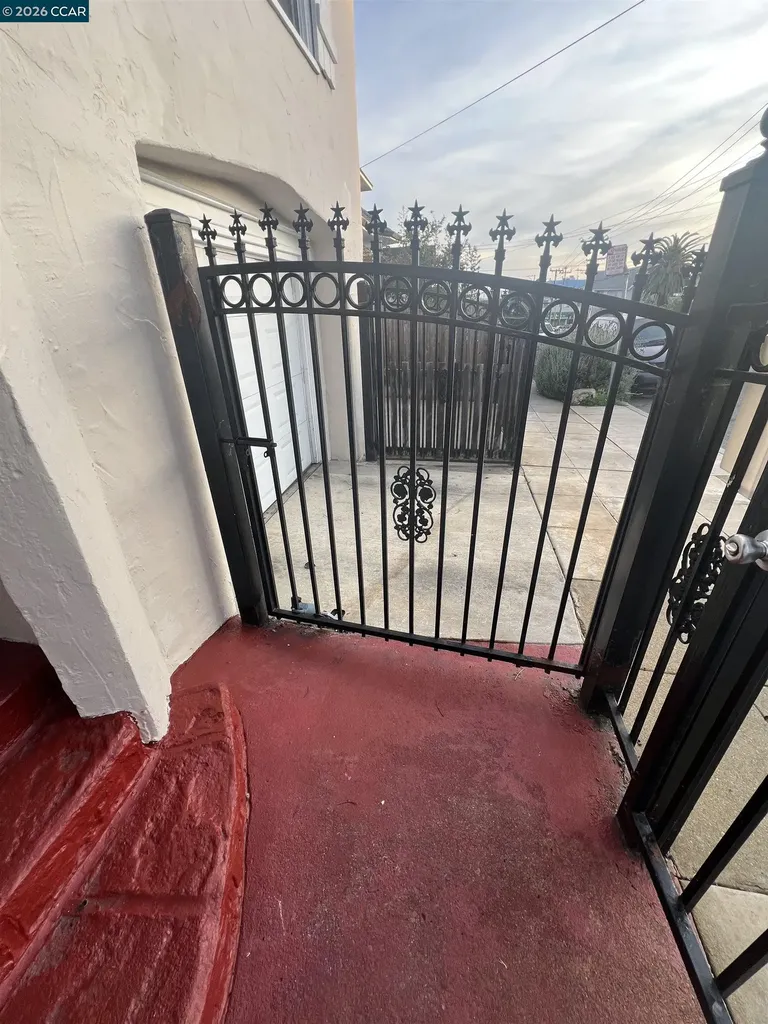 1954 48th Avenue Oakland CA 94601