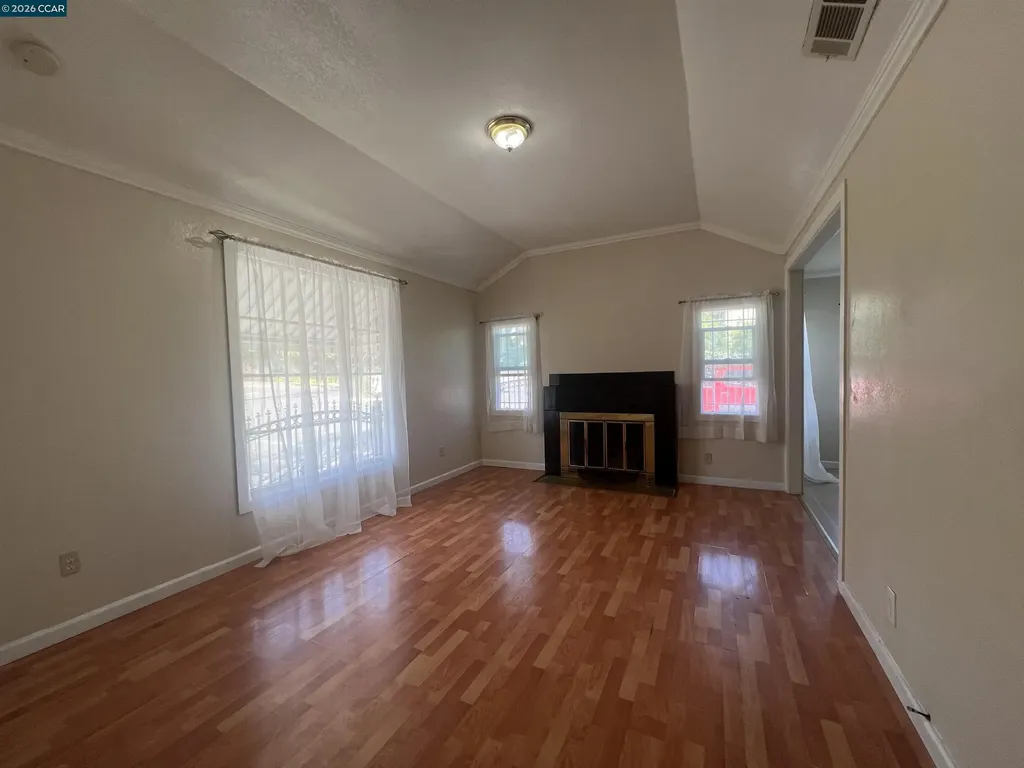 1954 48th Avenue Oakland CA 94601