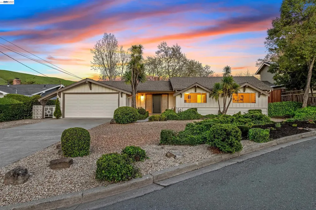 121 Ardith Drive Orinda CA 94563