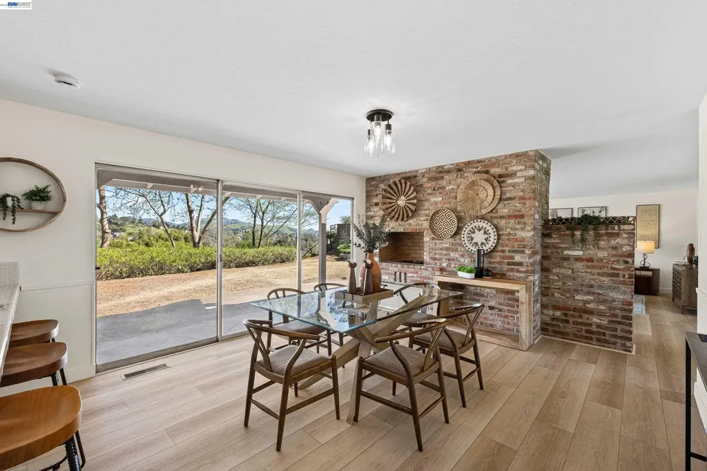121 Ardith Drive Orinda CA 94563