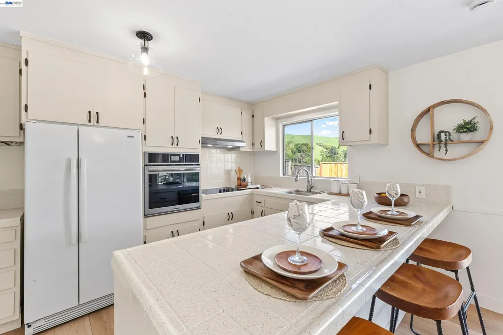 121 Ardith Drive Orinda CA 94563