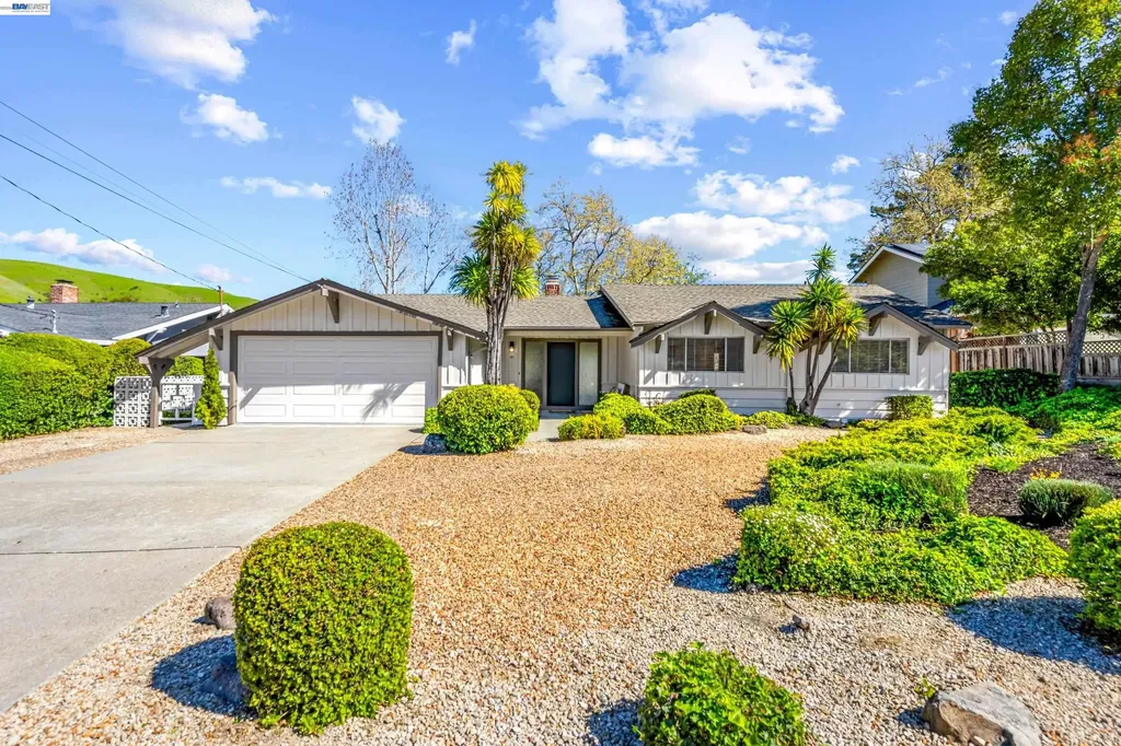 121 Ardith Drive Orinda CA 94563