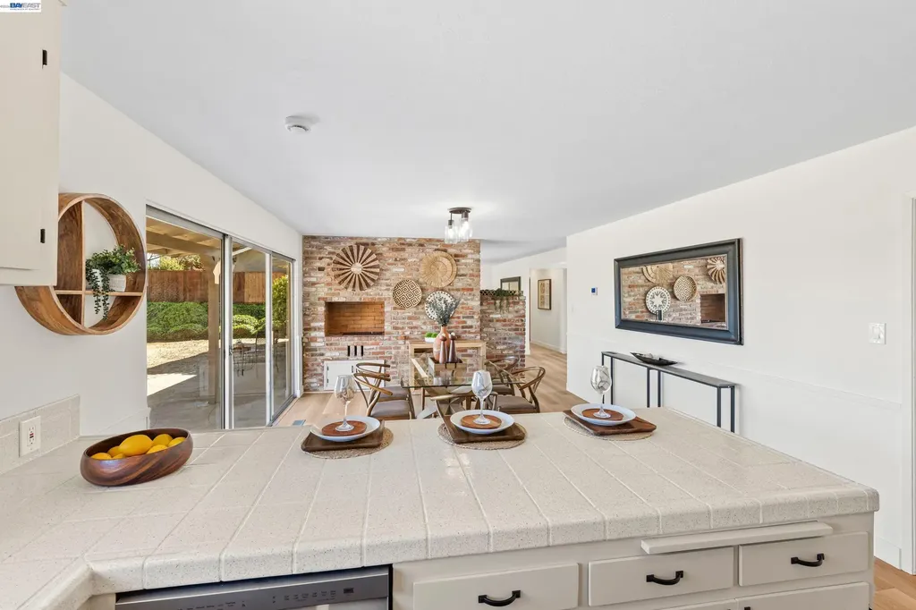 121 Ardith Drive Orinda CA 94563