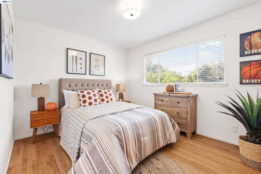 121 Ardith Drive Orinda CA 94563