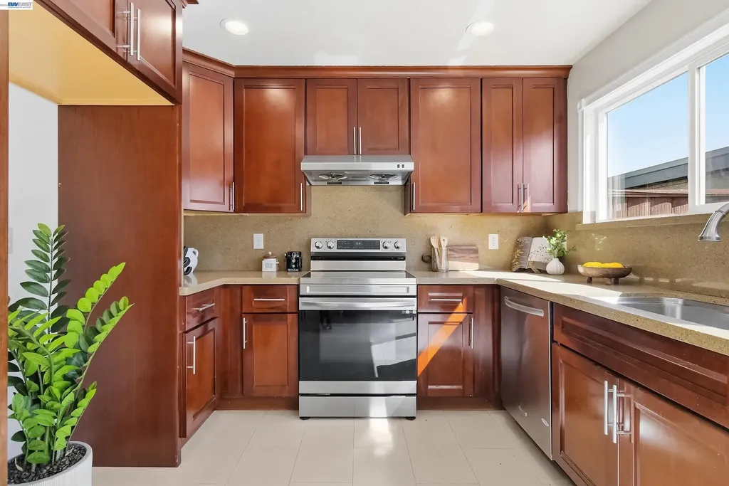4636 Granada Way Union City CA 94587