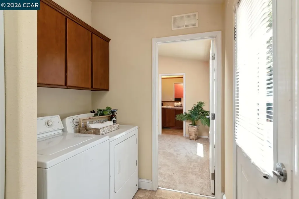 60 Hampton Martinez CA 94553