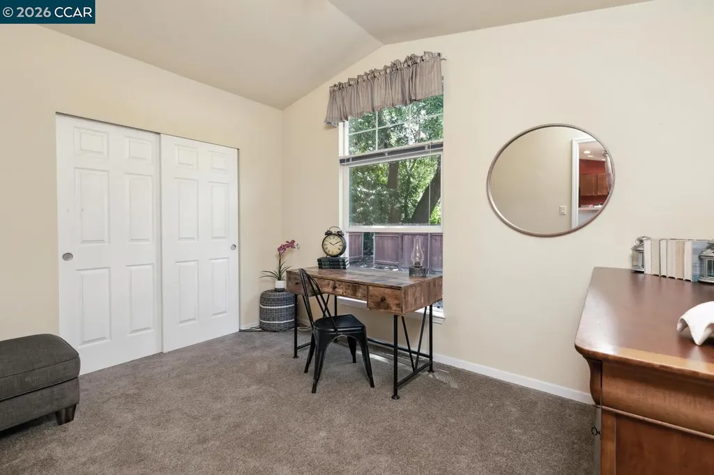 60 Hampton Martinez CA 94553