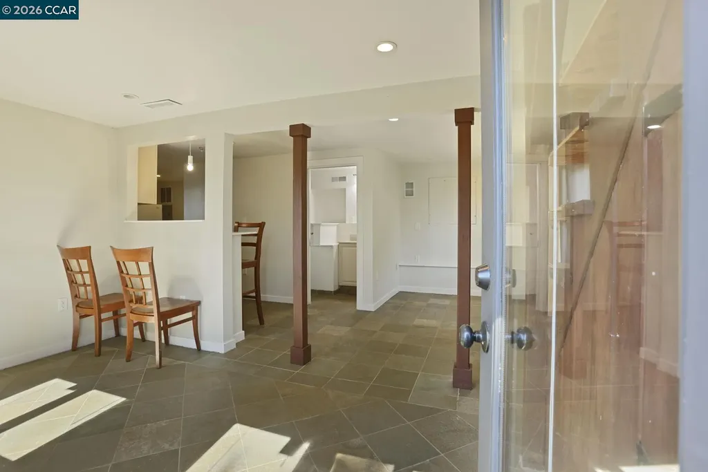 5716 Merriewood Drive Oakland CA 94611