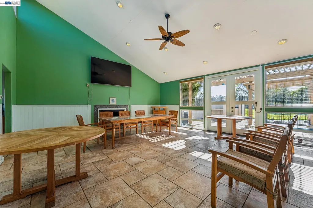 1149 Bismarck Lane Alameda CA 94502