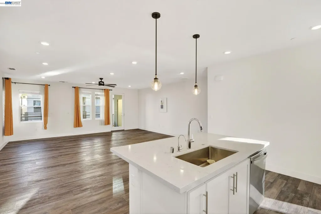 6065 Bullion Lane Dublin CA 94568