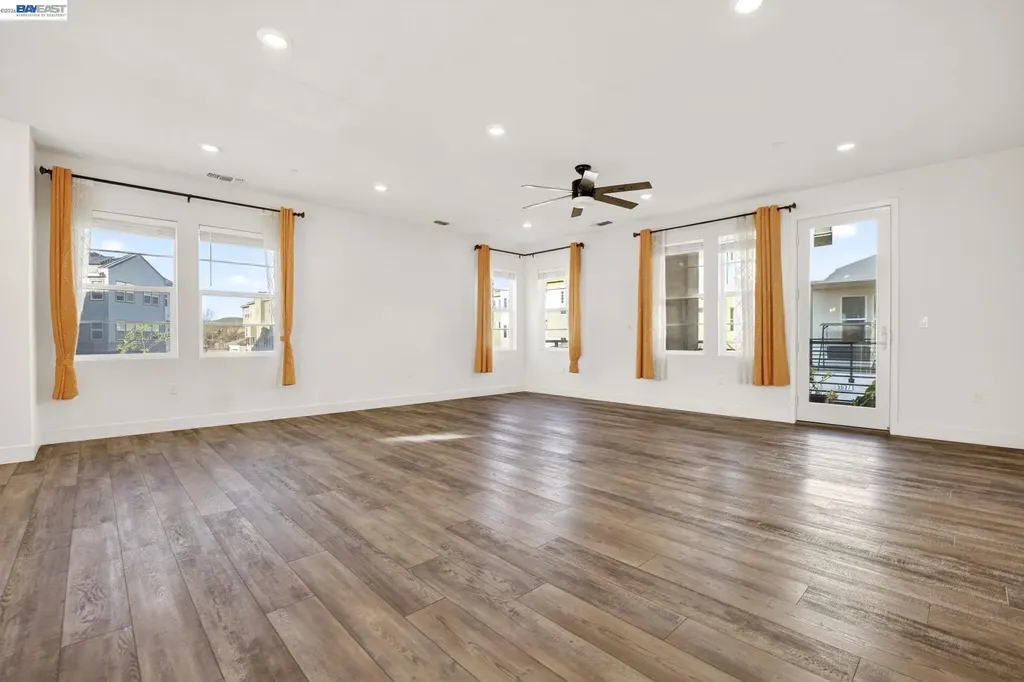 6065 Bullion Lane Dublin CA 94568