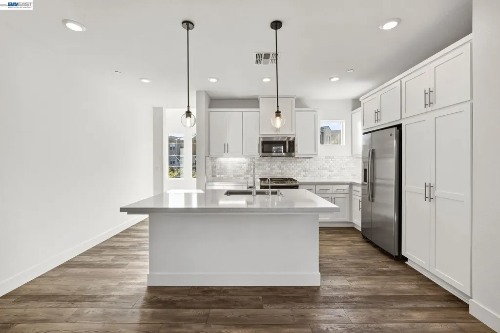 6065 Bullion Lane Dublin CA 94568