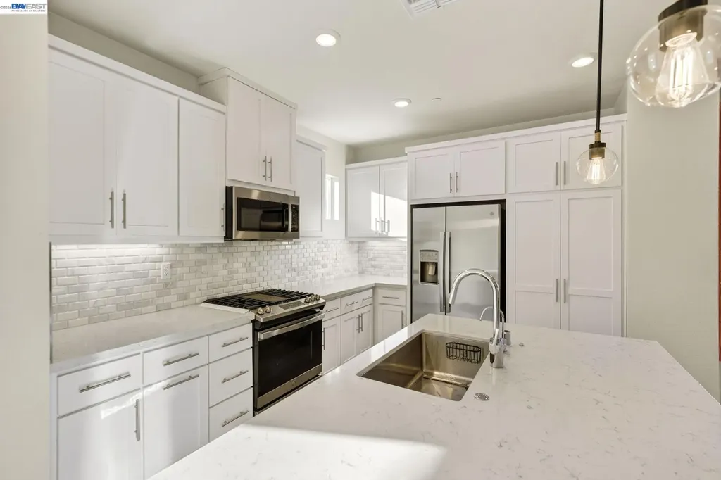 6065 Bullion Lane Dublin CA 94568