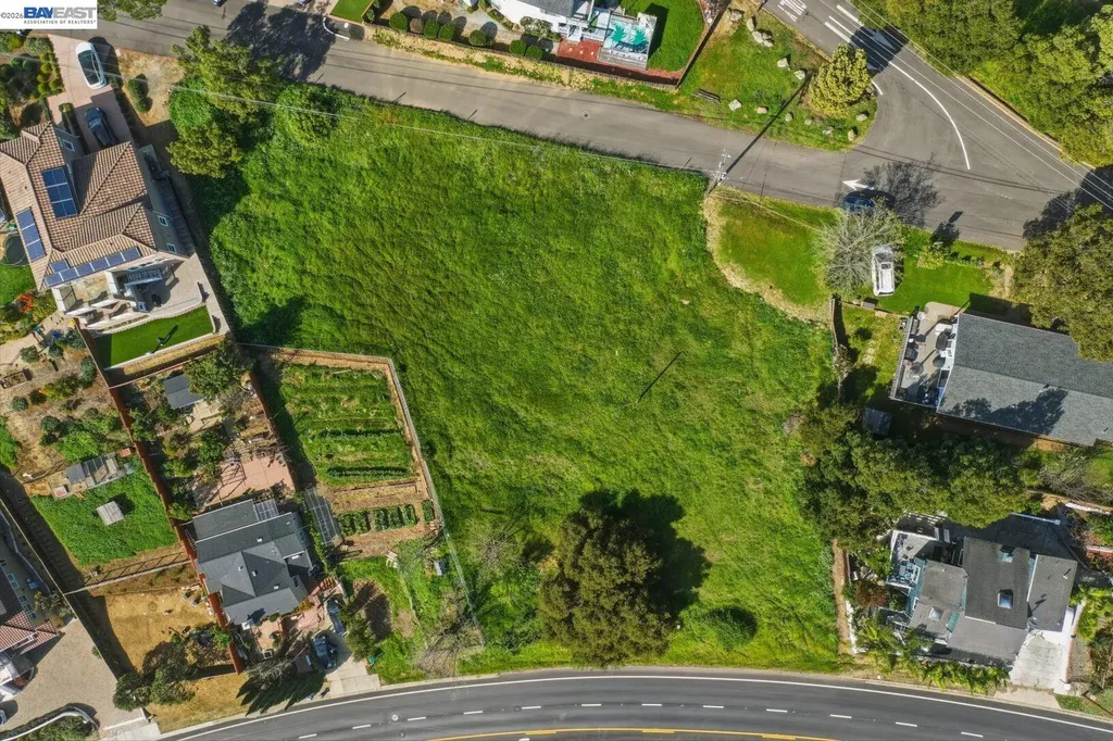 27188 Hayward Boulevard Hayward CA 94542