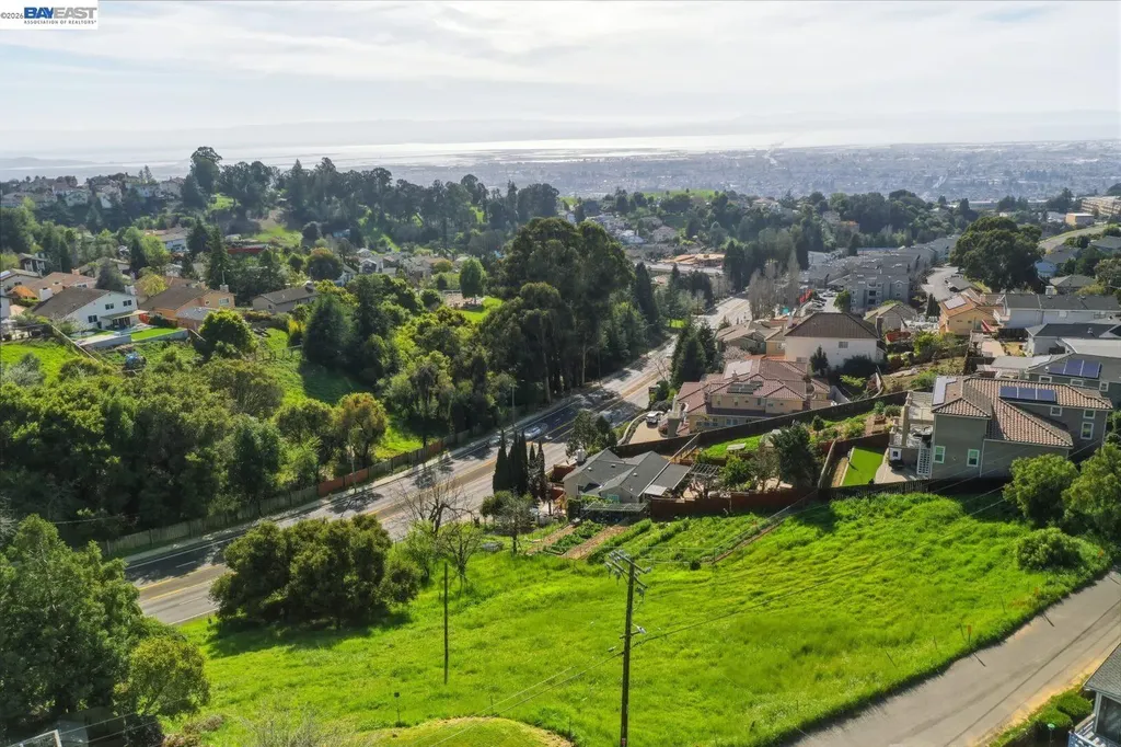 27188 Hayward Boulevard Hayward CA 94542