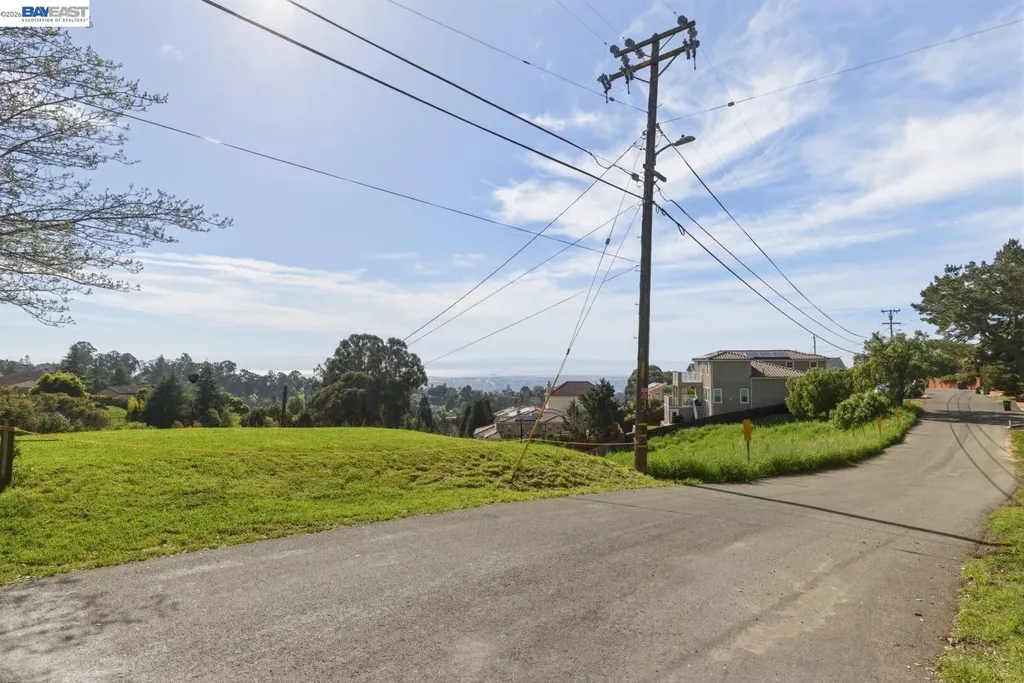27188 Hayward Boulevard Hayward CA 94542