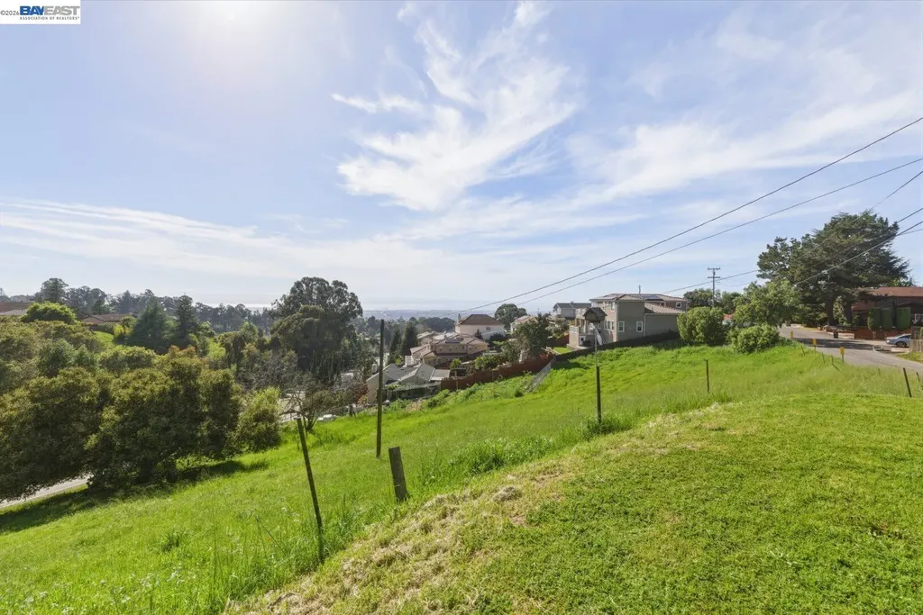 27188 Hayward Boulevard Hayward CA 94542