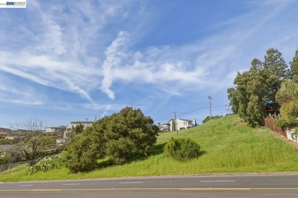 27188 Hayward Boulevard Hayward CA 94542