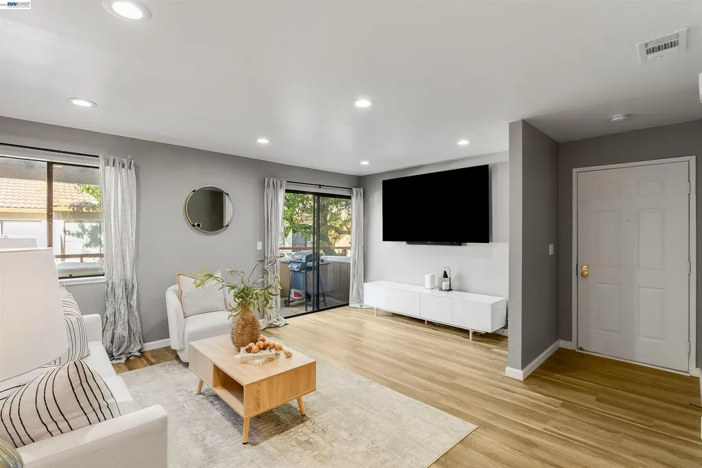 5025 Valley Crest Drive Concord CA 94521